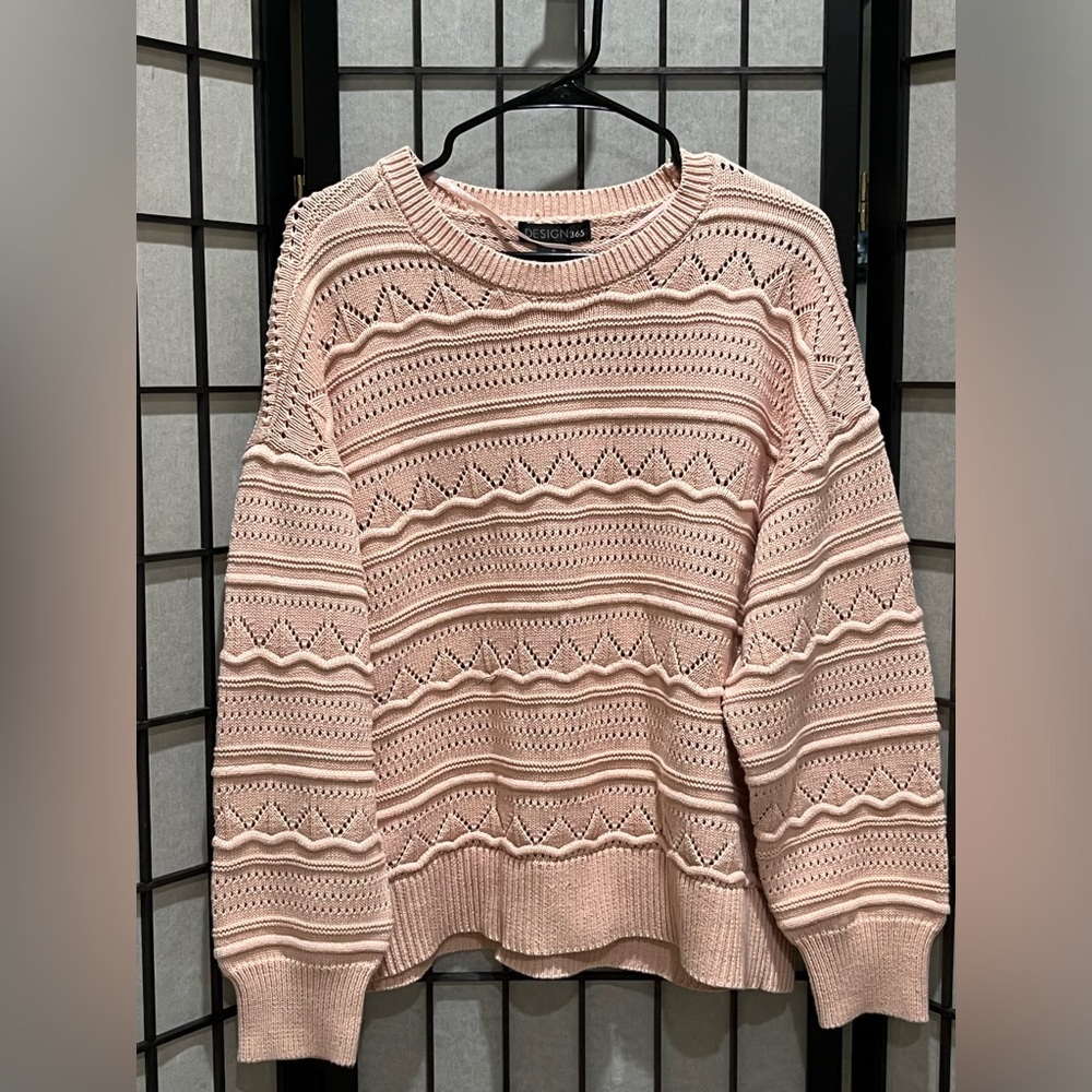 DESIGN 365 Textured Open-Knit Sweater in SPRING PETAL/Blush Pink, WOMEN SIZE XL